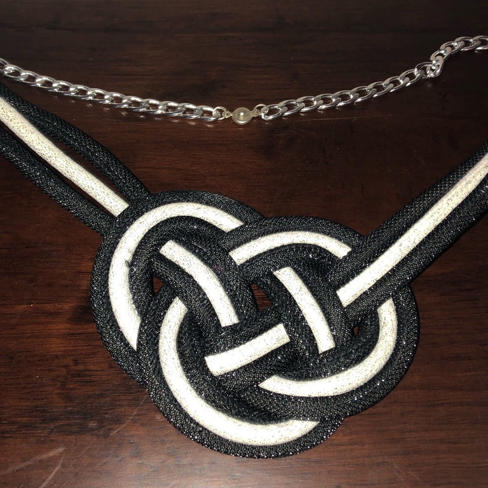 Rope necklace
